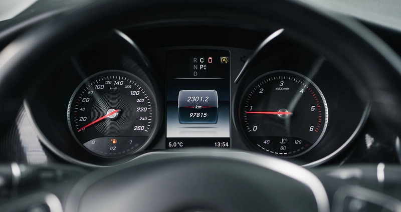 Mercedes-Benz Klasa V cena 166990 przebieg: 95990, rok produkcji 2017 z Działoszyce małe 742